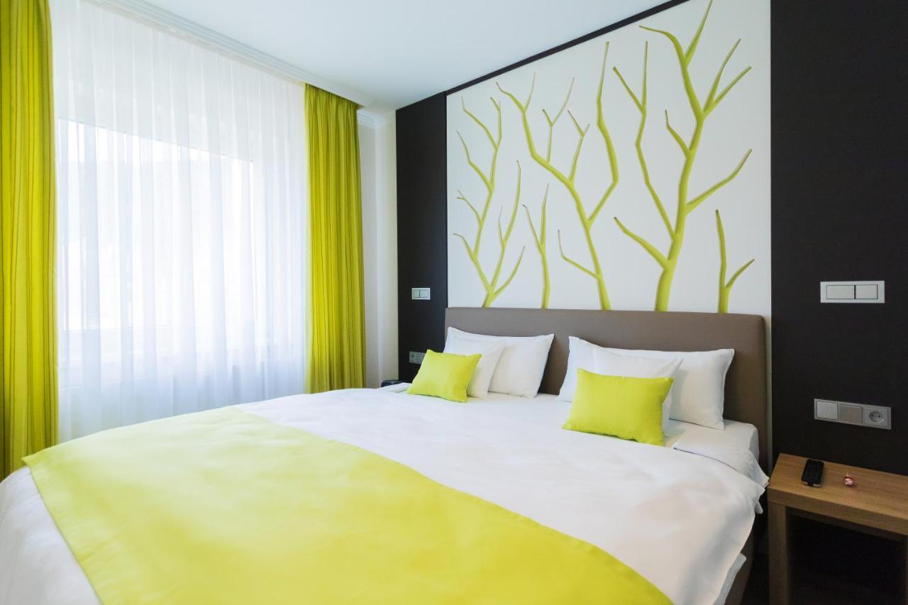 Ferienwohnung Burgblick Bullay Bagian luar foto