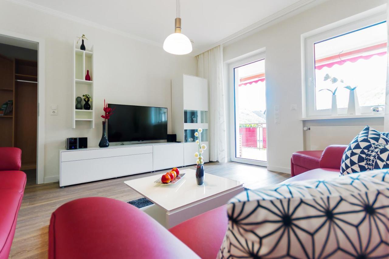 Ferienwohnung Burgblick Bullay Bagian luar foto
